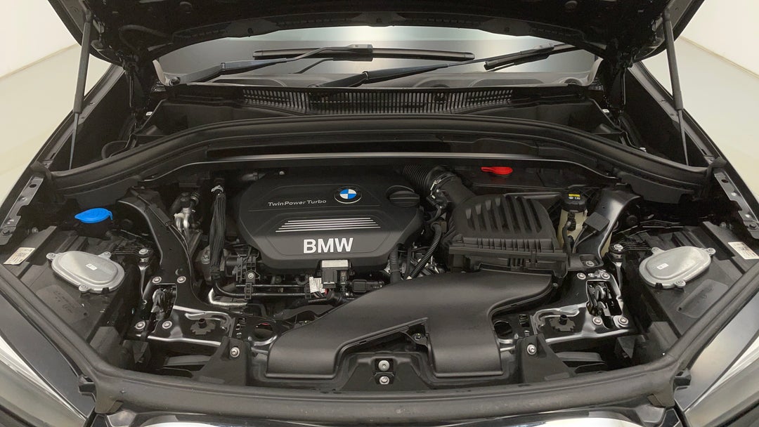 Open Bonnet (Engine)