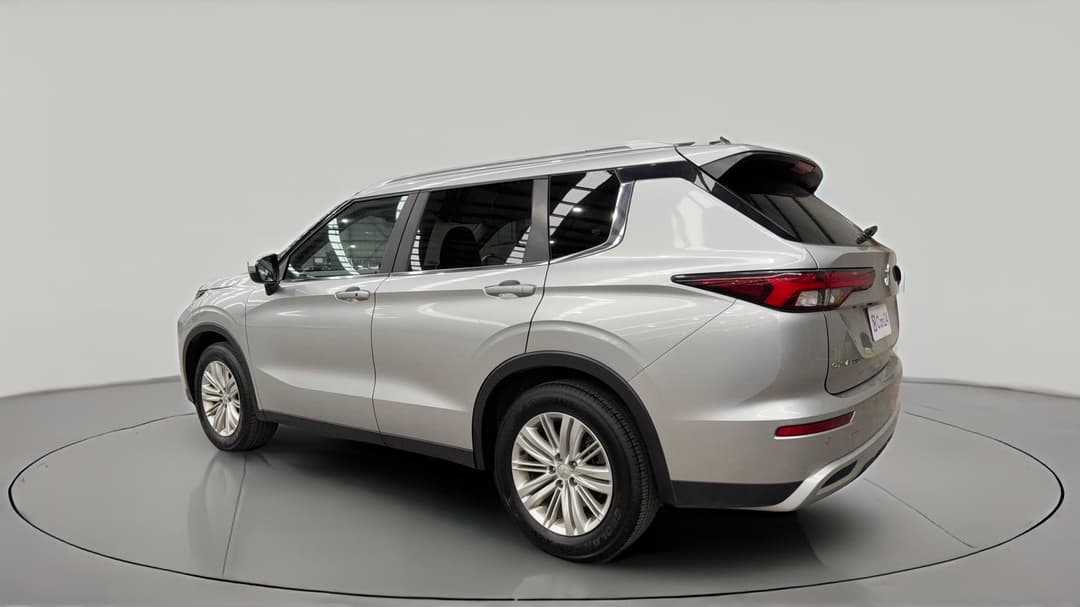 2024 Mitsubishi Outlander Ls 7 Seat (2WD), Automatic, 60344 km, Left Back Diagonal (45- Degree) View