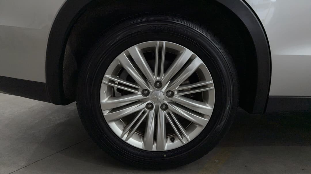 2024 Mitsubishi Outlander Ls 7 Seat (2WD), Automatic, 60344 km, Right Rear Wheel
