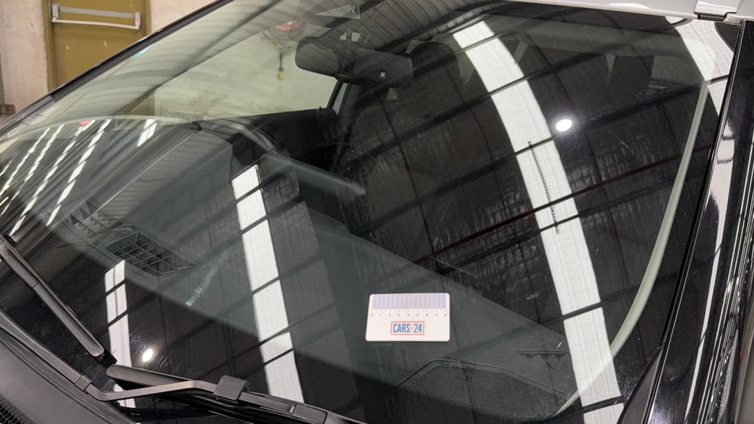 2024 Mitsubishi Outlander Ls 7 Seat (2WD), Automatic, 60344 km, Windshield Front Chip