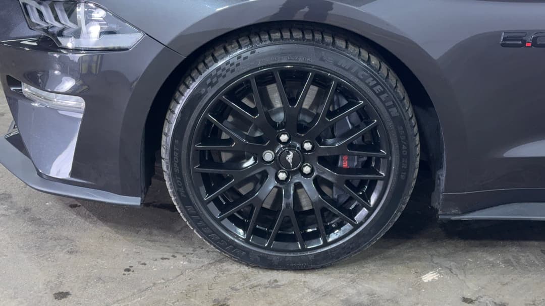 2022 Ford Mustang Gt 5.0 V8, Automatic, 28939 km, Left Front Wheel