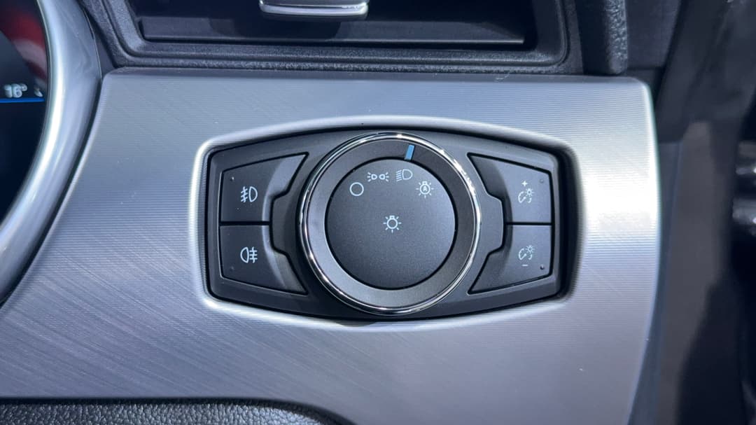 2022 Ford Mustang Gt 5.0 V8, Automatic, 28939 km, Utility Switches/Buttons