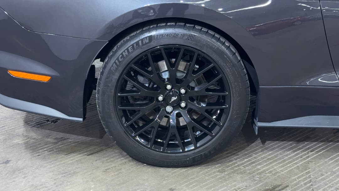 2022 Ford Mustang Gt 5.0 V8, Automatic, 28939 km, Right Rear Wheel