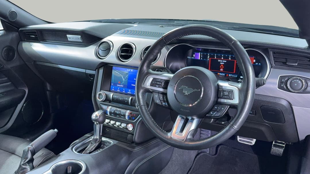 2022 Ford Mustang Gt 5.0 V8, Automatic, 28939 km, Dashboard View