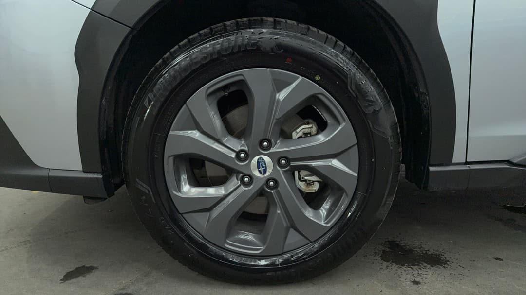 2021 Subaru Outback AWD, Automatic, 78254 km, Left Front Wheel
