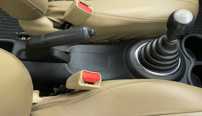 2014 Honda Brio 1.2 S MT I VTEC, Petrol, Manual, 97,333 km, Gear Lever