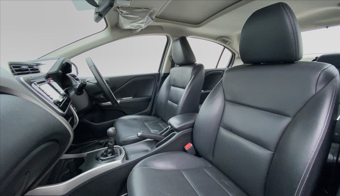 2016 Honda City VX (O) PETROL, Petrol, Manual, 81,461 km, Right Side Front Door Cabin View