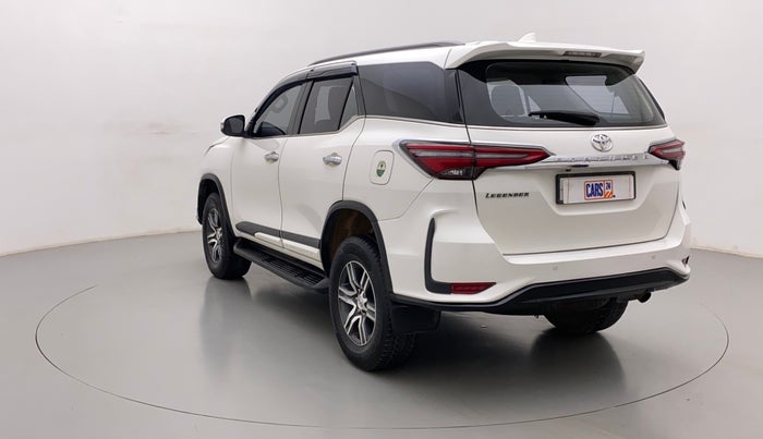 2016 Toyota Fortuner 2.8 4X2 AT, Diesel, Automatic, 1,28,617 km, Left Back Diagonal