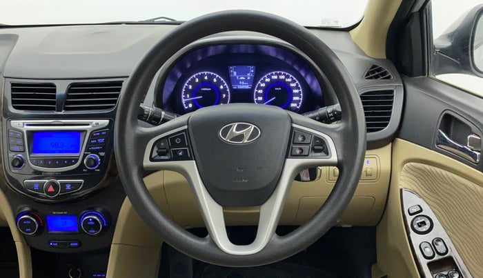 2013 Hyundai Verna FLUIDIC 1.6 VTVT SX, Petrol, Manual, 1,05,111 km, Steering Wheel Close Up