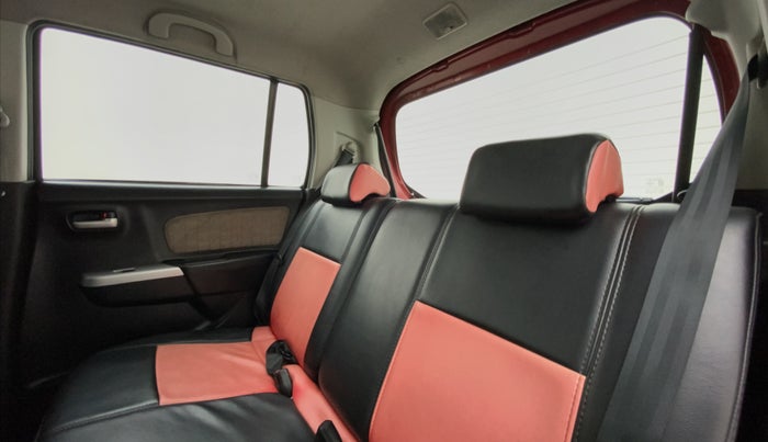 2013 Maruti Wagon R 1.0 VXI, Petrol, Manual, 31,344 km, Right Side Rear Door Cabin