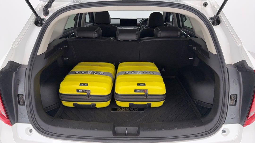 2022 GWM Haval Jolion Ultra, Automatic, 32687 km, Boot Inside View with Luggage