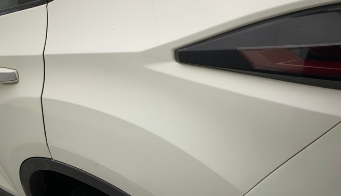 2019 Tata Harrier XZ 2.0L, Diesel, Manual, 71,440 km, Left quarter panel - Slightly dented