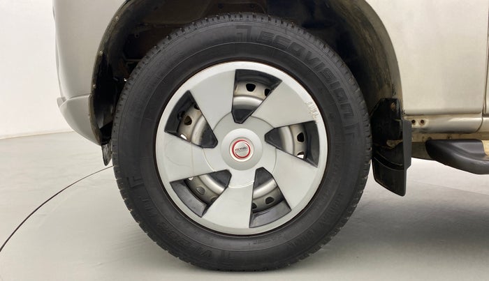 2015 Mahindra Scorpio S4PLUS, Diesel, Manual, 63,606 km, Left Front Wheel