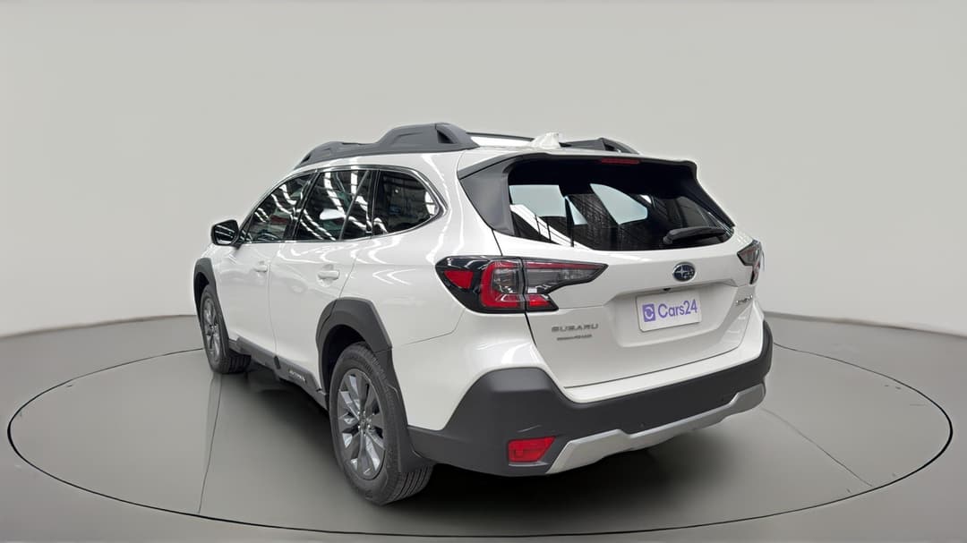 2023 Subaru Outback AWD, Automatic, 37658 km, Left Back Diagonal (45- Degree) View