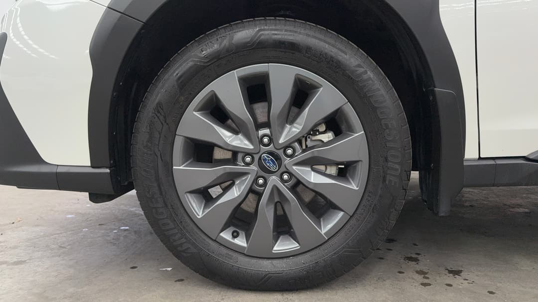 2023 Subaru Outback AWD, Automatic, 37658 km, Left Front Wheel