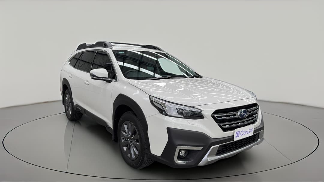 2023 Subaru Outback AWD, Automatic, 37658 km, Right Front Diagonal (45- Degree) View
