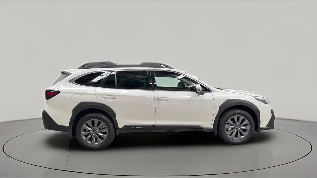 2023 Subaru Outback AWD, Automatic, 37658 km, Right Side View
