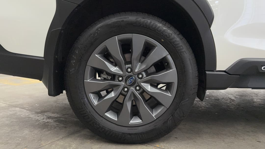 2023 Subaru Outback AWD, Automatic, 37658 km, Right Rear Wheel