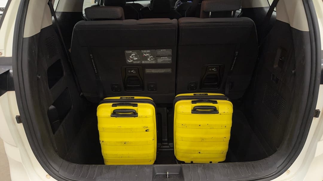 2022 Kia Carnival S, Automatic, 86388 km, Boot Inside View with Luggage