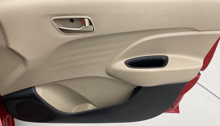 2019 Hyundai NEW SANTRO SPORTZ MT, Petrol, Manual, 13,746 km, Driver Side Door Panels Control