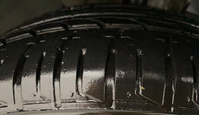2022 Tata TIGOR XZ PLUS CNG, CNG, Manual, 27,301 km, Right Front Tyre Tread