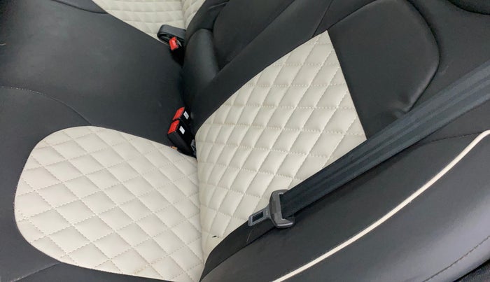 2022 Tata TIGOR XZ PLUS CNG, CNG, Manual, 27,301 km, Second-row left seat - Cover slightly stained