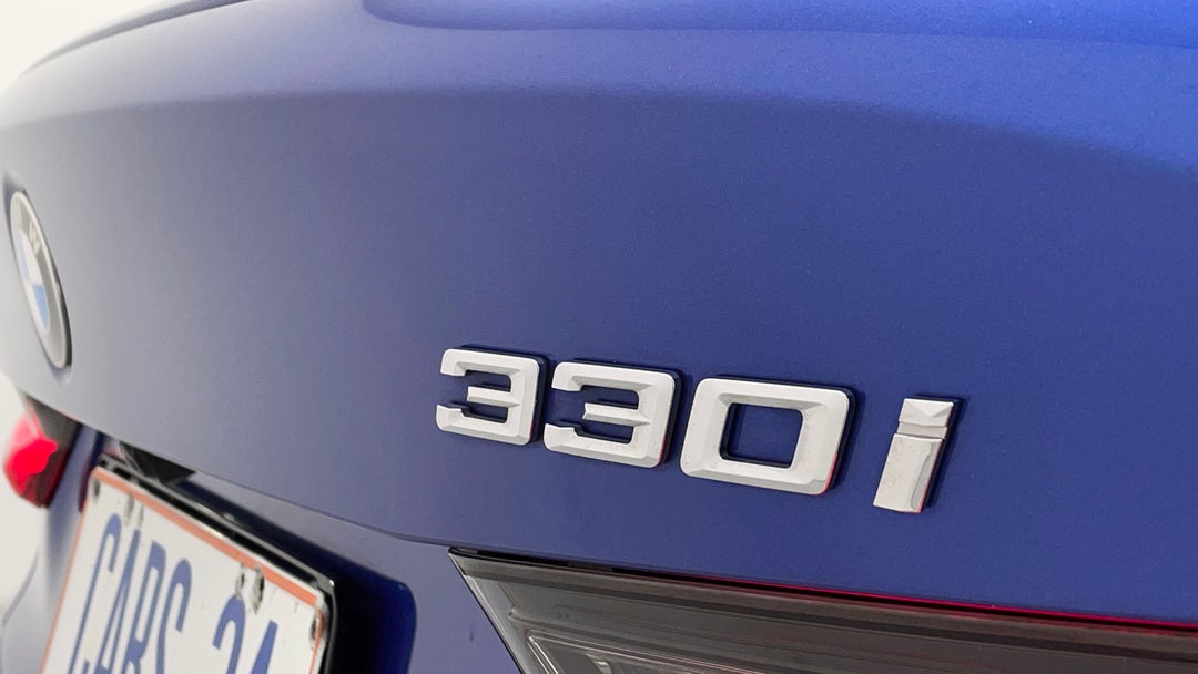 Badge (Boot Right Side)