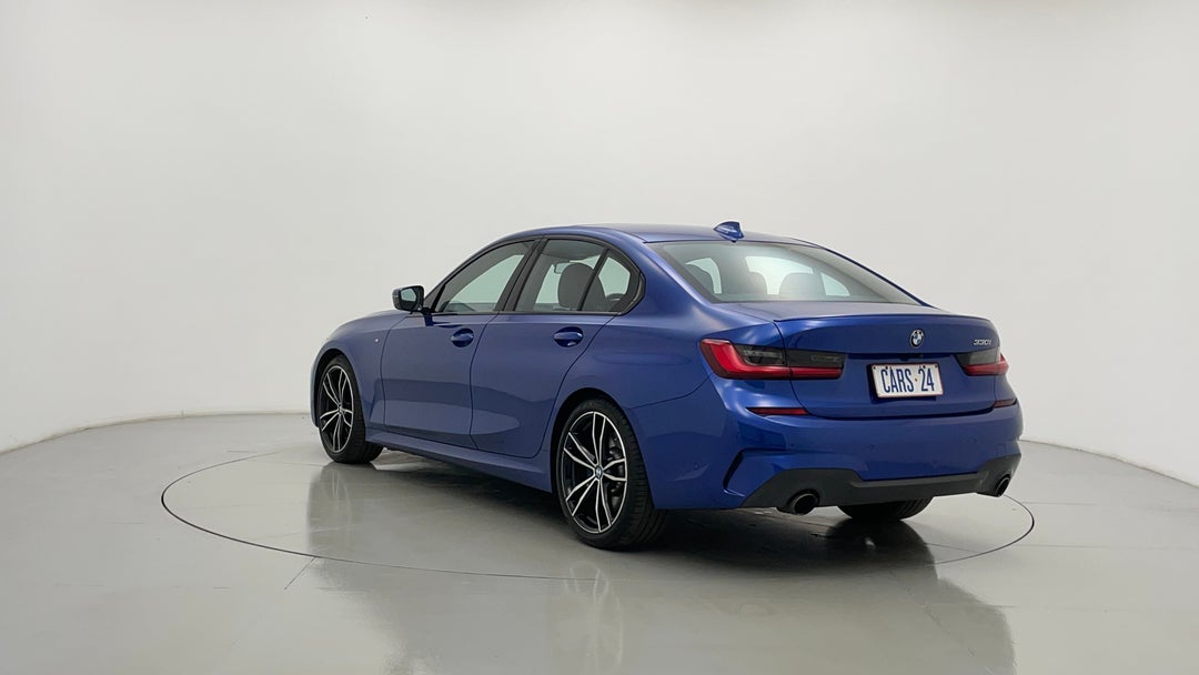 Left Back Diagonal (45- Degree) View