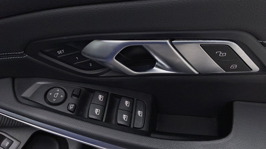 Drivers Side Door Panel Controls