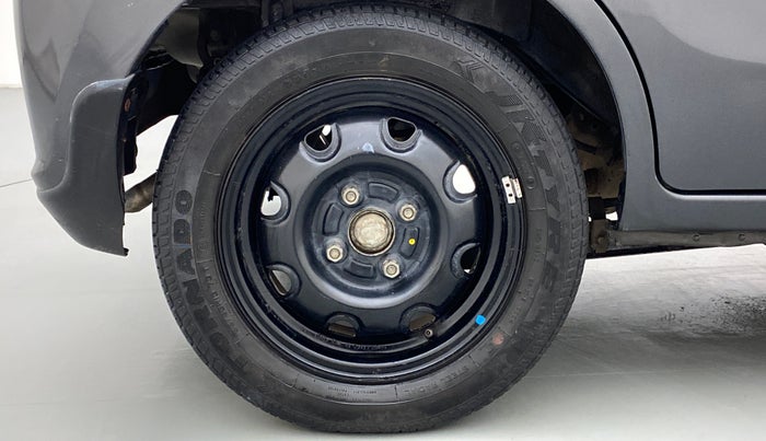 2015 Maruti Alto K10 VXI P, CNG, Manual, 33,818 km, Right Rear Wheel