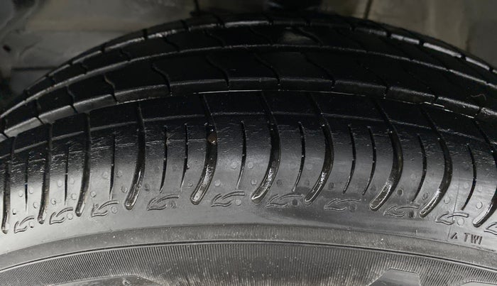 2020 Maruti S PRESSO VXI, Petrol, Manual, 10,338 km, Left Front Tyre Tread