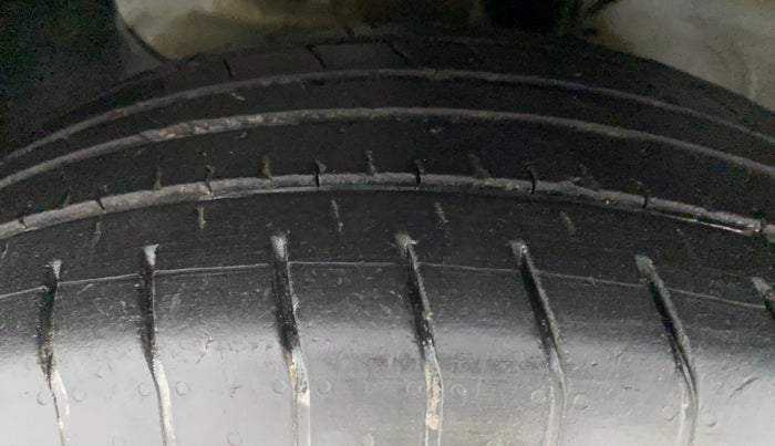 2018 Hyundai Creta 1.4 E PLUS CRDI, Diesel, Manual, 88,553 km, Left Front Tyre Tread