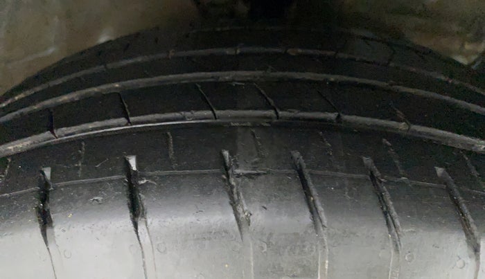 2018 Hyundai Creta 1.4 E PLUS CRDI, Diesel, Manual, 88,553 km, Right Front Tyre Tread