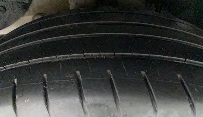 2018 Hyundai Creta 1.4 E PLUS CRDI, Diesel, Manual, 88,553 km, Right Rear Tyre Tread