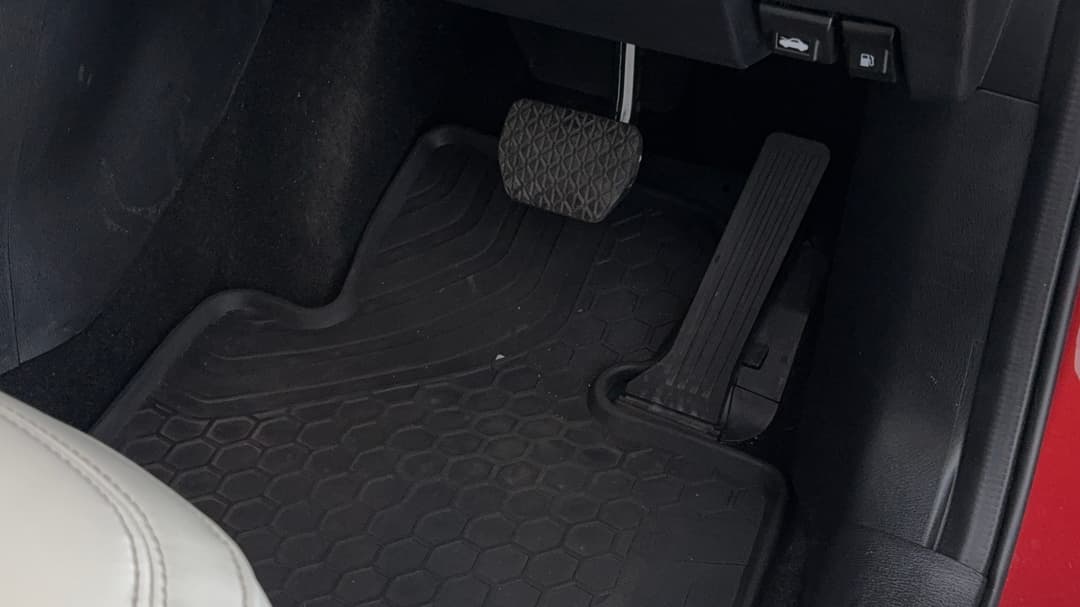 2019 Mazda CX-5 Gt (4x4), Automatic, 78710 km, Pedals and Footmat