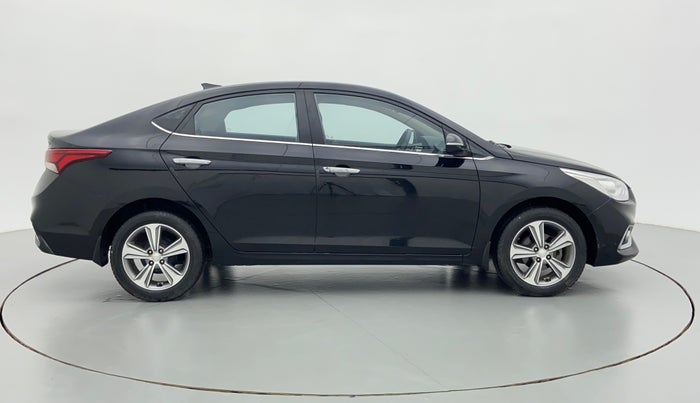 2018 Hyundai Verna 1.6 VTVT SX, Petrol, Manual, 30,687 km, Right Side View