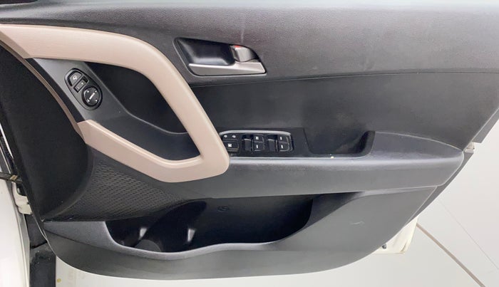 2015 Hyundai Creta SX PLUS 1.6 PETROL, Petrol, Manual, 68,377 km, Driver Side Door Panels Control