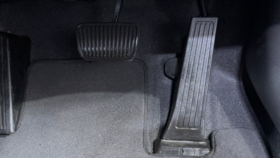 Pedals and Footmat