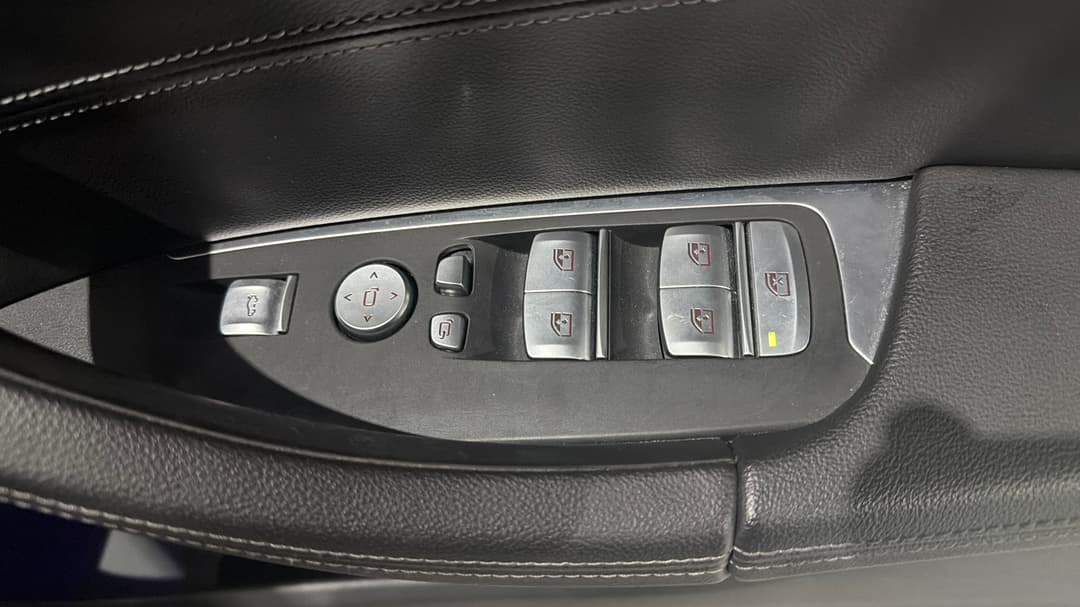 2022 BMW X3 xDrive30i M Sport, Automatic, 41719 km, Drivers Side Door Panel Controls