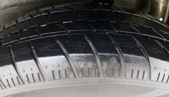 2018 Maruti Celerio VXI d, Petrol, Manual, 29,674 km, Left Rear Tyre Tread