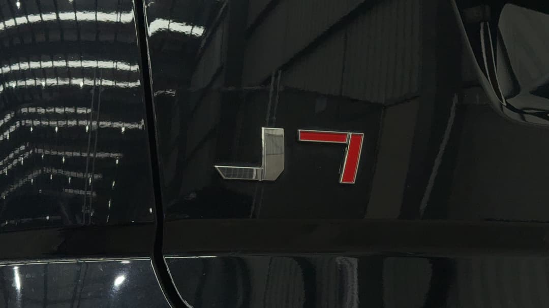 2025 Jaecoo J7 Core, Automatic, 15812 km, Badge (Boot Left Side)