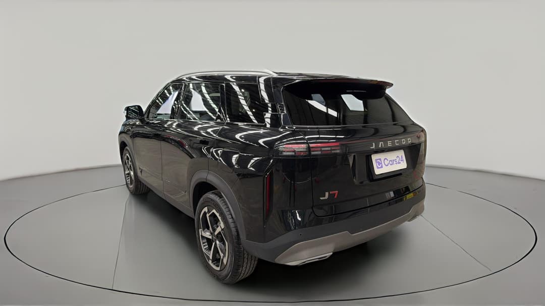2025 Jaecoo J7 Core, Automatic, 15812 km, Left Back Diagonal (45- Degree) View