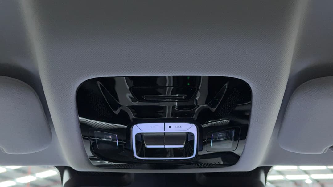 2025 Jaecoo J7 Core, Automatic, 15812 km, On-Roof Controls/Sunglass holder