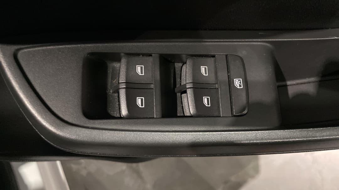 2022 MG Mg3 Auto Core, Automatic, 72456 km, Drivers Side Door Panel Controls