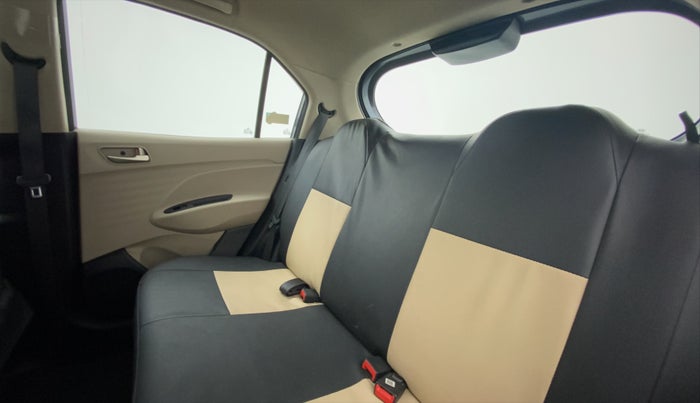 2019 Hyundai NEW SANTRO 1.1 MAGNA MT, Petrol, Manual, 4,083 km, Right Side Rear Door Cabin
