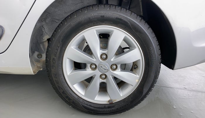 2014 Hyundai Xcent SX 1.2 OPT, Petrol, Manual, 16,754 km, Left Rear Wheel