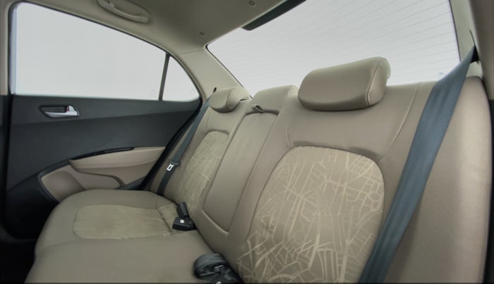 2014 Hyundai Xcent SX 1.2 OPT, Petrol, Manual, 16,754 km, Right Side Rear Door Cabin