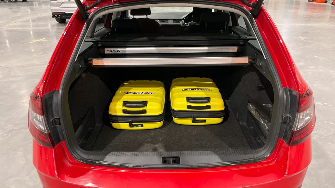2020 SKODA Octavia 110 Tsi Base, Automatic, 78102 km, Boot Inside View with Luggage