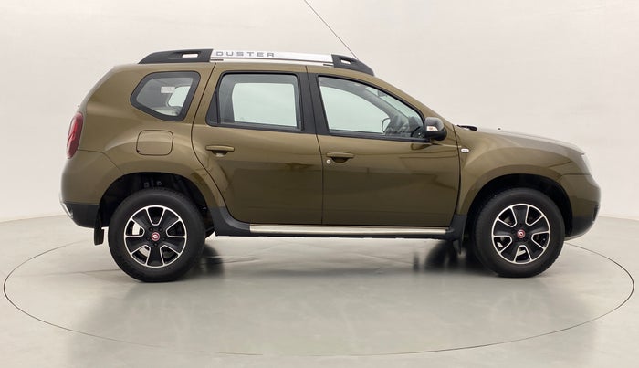 2016 Renault Duster RXZ 110 4WD, Diesel, Manual, 86,415 km, Right Side View