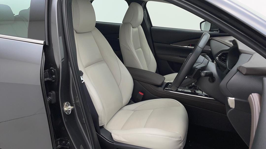 2021 Mazda CX-30 G25 Astina (fwd), Automatic, 28352 km, Right Side Front Door Cabin View
